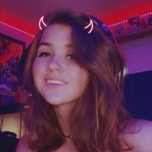 Meet your Posher, Jacquelyn